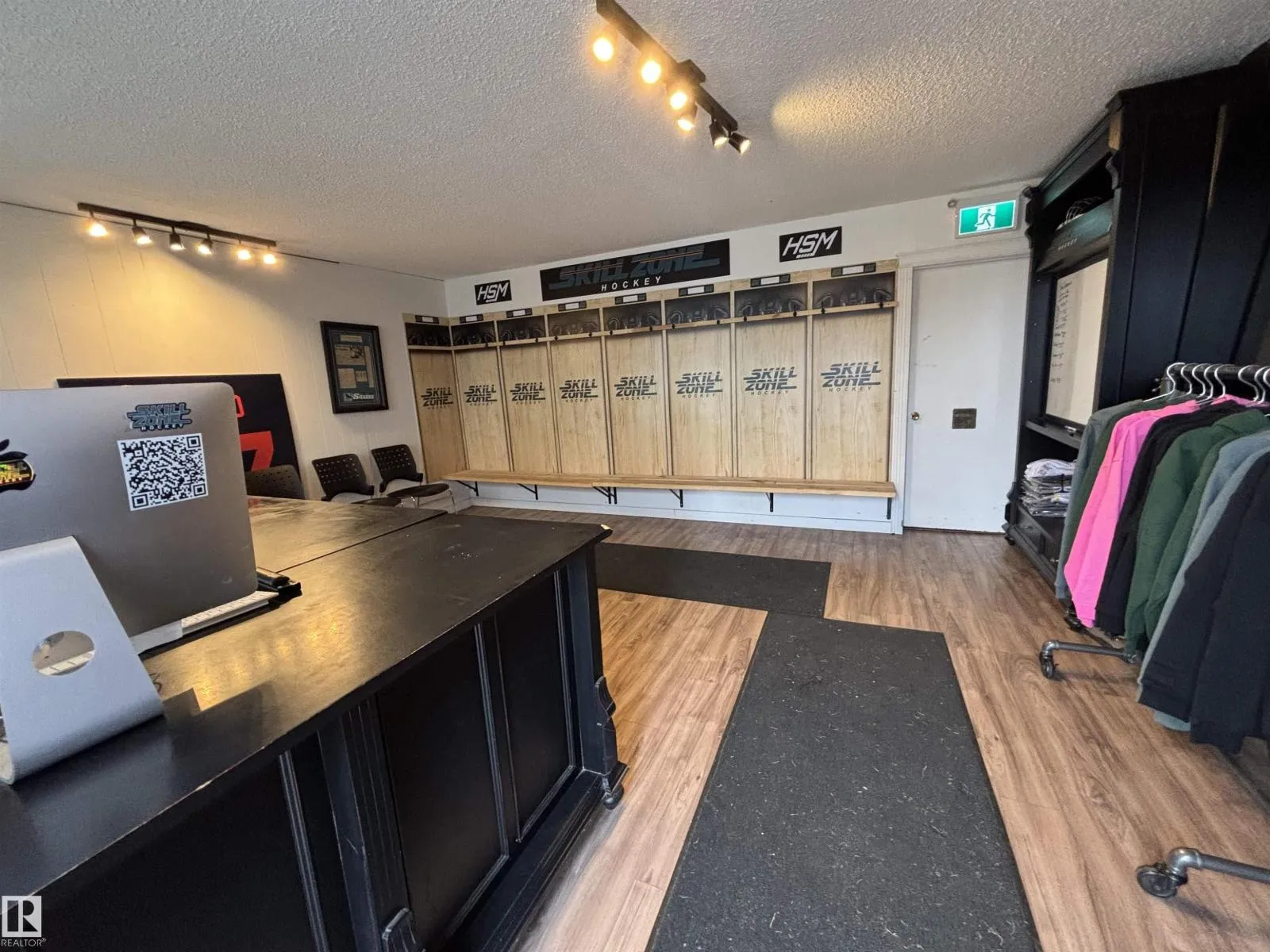 Commercial Sale For Sale