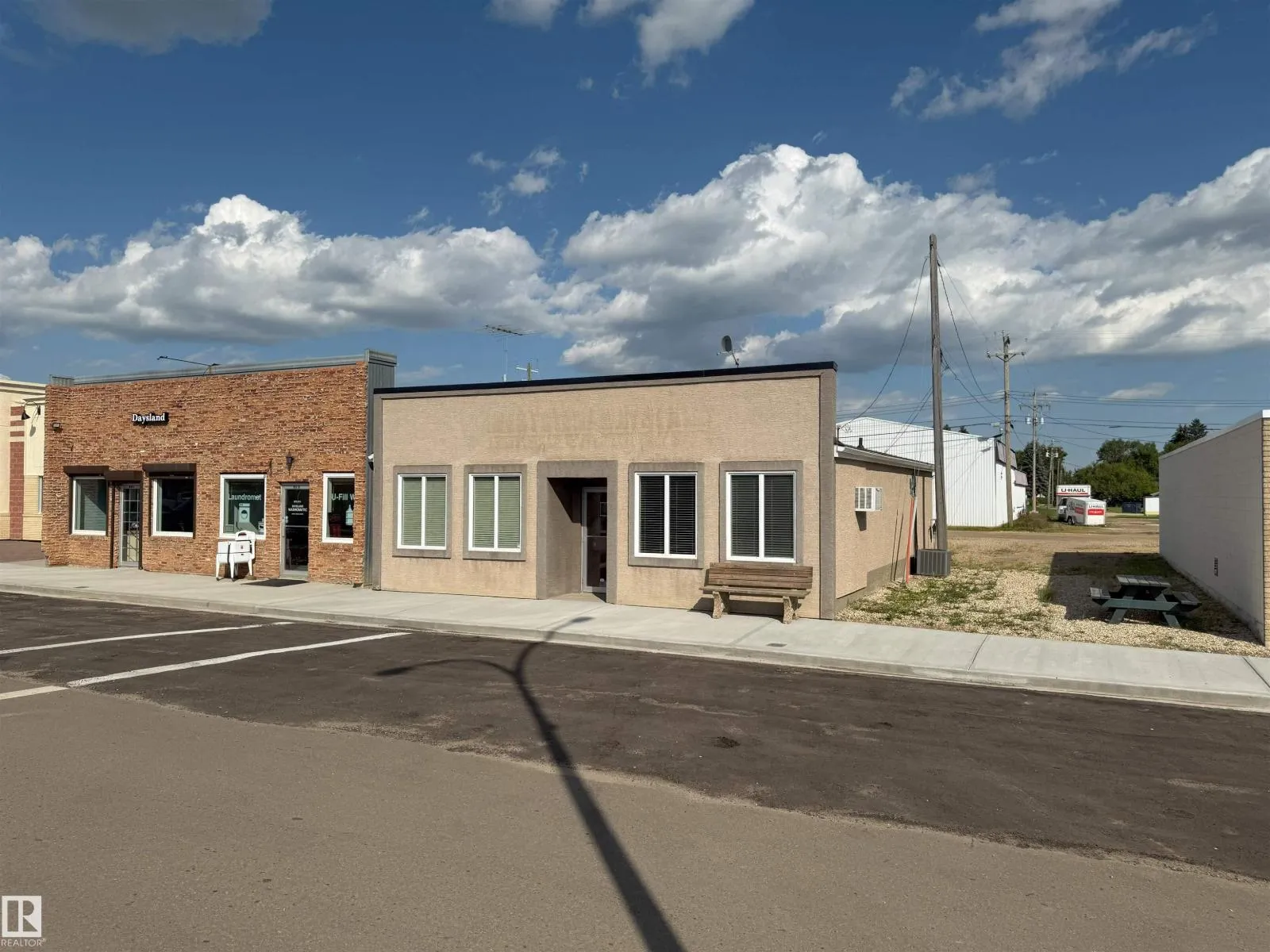 Commercial Sale For Sale