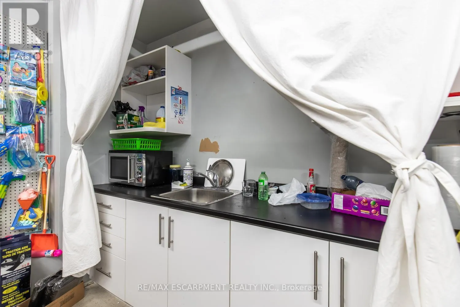Commercial Sale For Sale