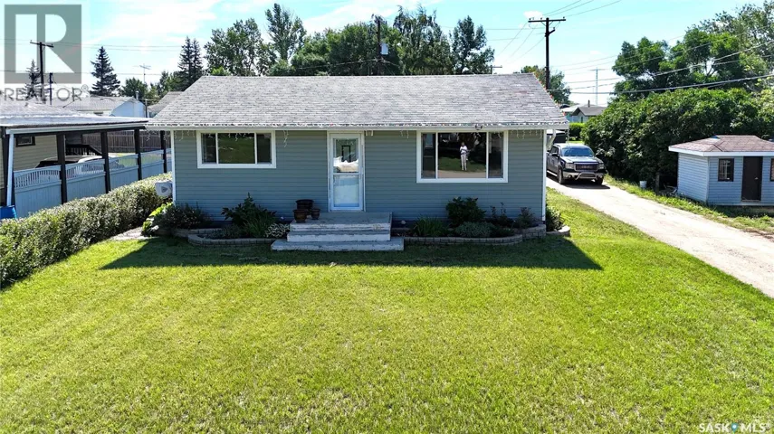 110 Stanley STREET, Elbow, Saskatchewan S0H1J0
