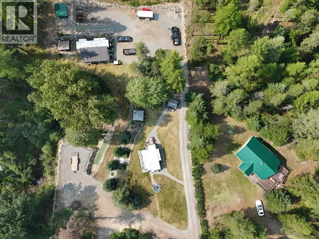 9765 Braunagel Road, Moyie, British Columbia V0B2A0