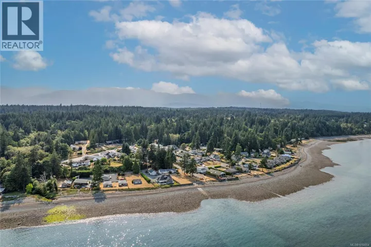 35 Bowser Rd, Bowser, British Columbia V0R1G0