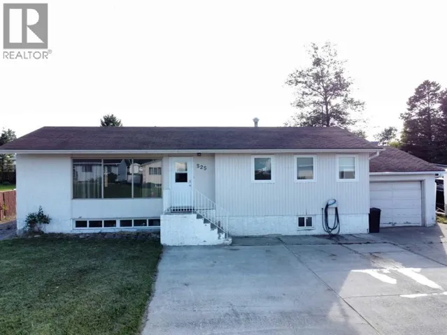 525 6 Avenue, Fox Creek, Alberta T0H1P0
