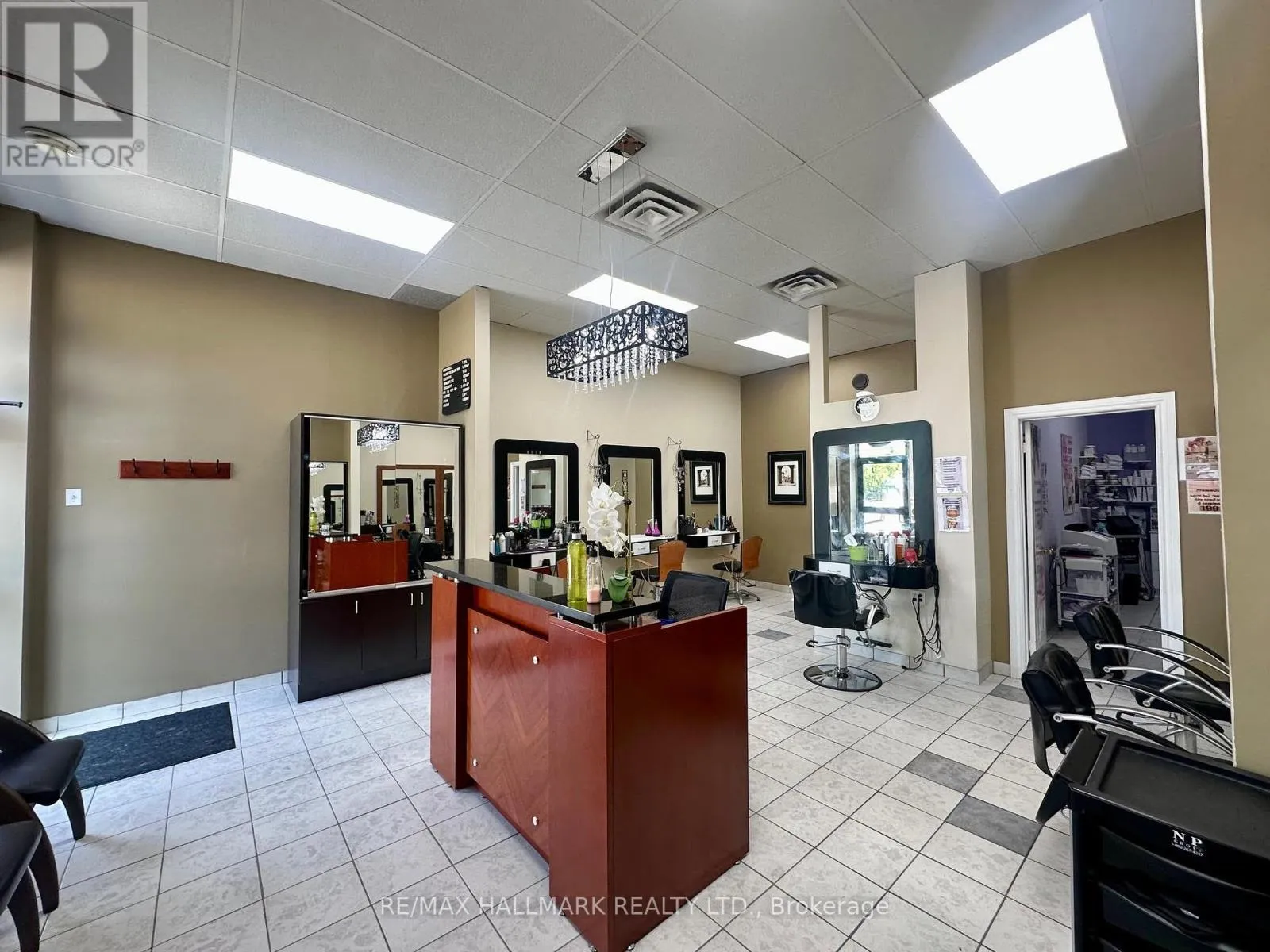 Commercial Sale For Sale