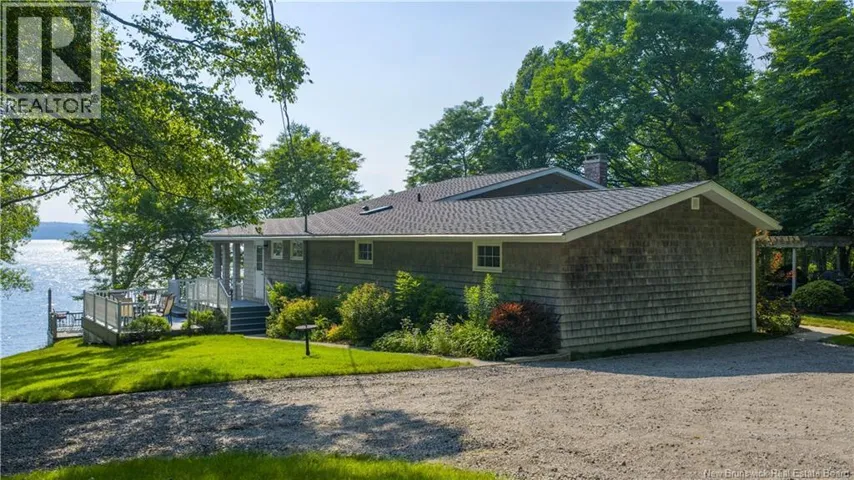 3690 Route 127, Bayside, New Brunswick E5B2W5