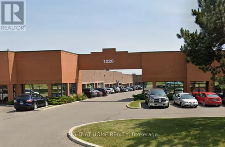 4 - 1228 GORHAM STREET, Newmarket (Newmarket Industrial Park), Ontario L3Y8Z1