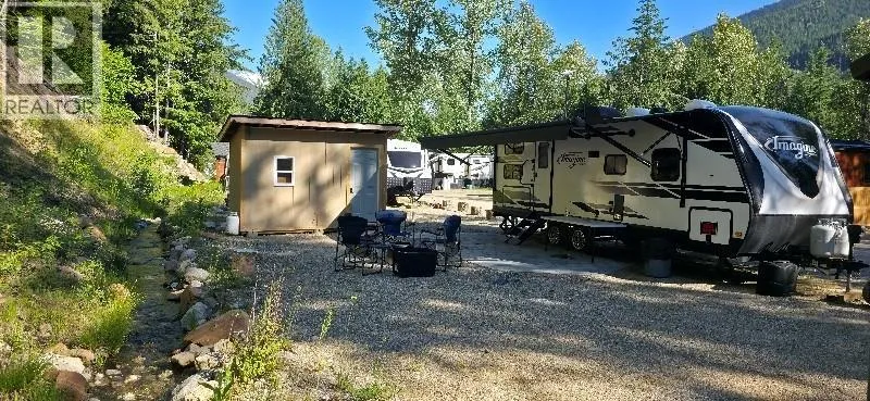 4955 Camp Creek Road Unit# Lot 27, Revelstoke, British Columbia V0E2S0
