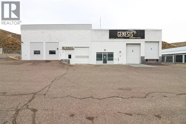 602 13 Street SE, Medicine Hat, Alberta T1A1X3