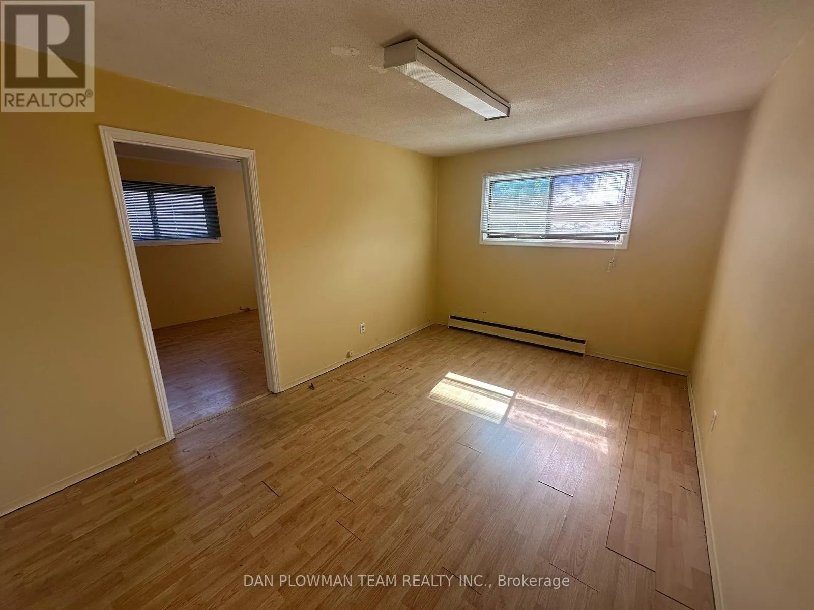 Commercial Sale For Sale