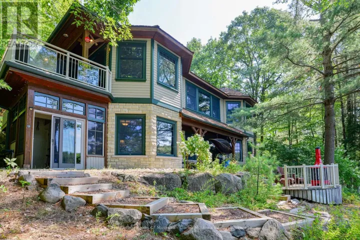 45 ESTATE DRIVE, Muskoka Lakes (Medora), Ontario P0B1J0