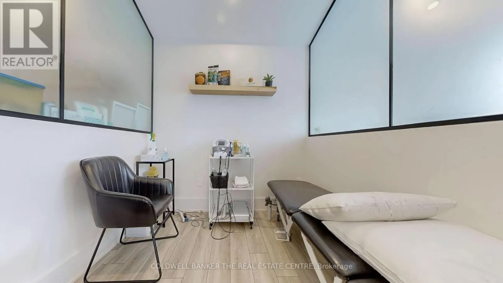 Commercial Sale For Sale