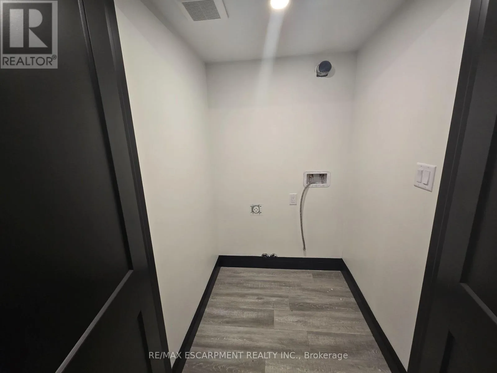 Commercial Sale For Sale