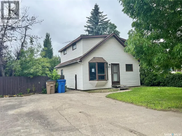 211 2nd AVENUE S, Melfort, Saskatchewan S0E1A0