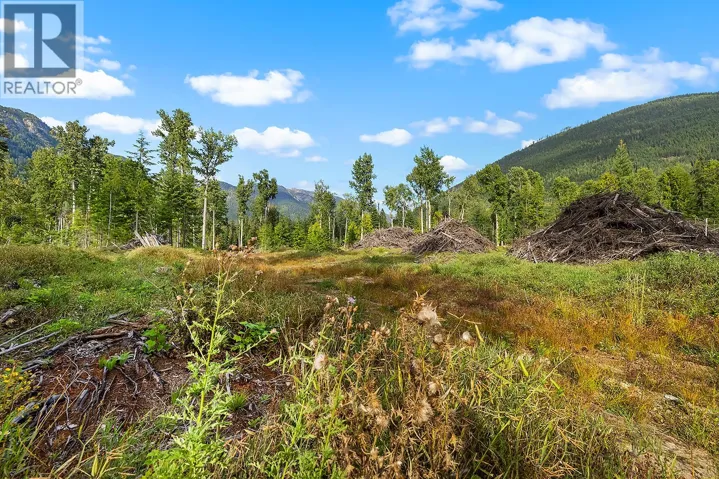 Wadds Road Lot# A, Crawford Bay, British Columbia V0B1E0
