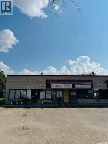 IJ 511 33rd STREET W, Saskatoon, Saskatchewan S7L0V7
