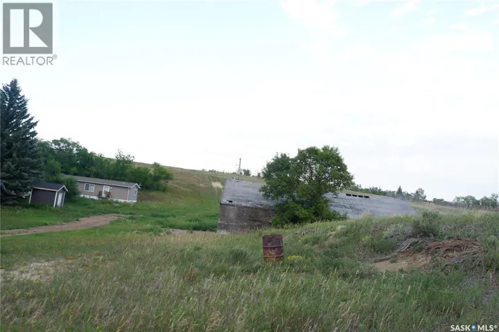 Rayner acreage, Old Post Rm No. 43, Saskatchewan S0H3R0