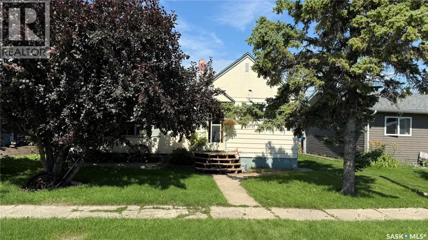 327 Bellamy AVENUE, Birch Hills, Saskatchewan S0J0G0