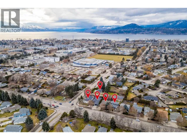 2690 Gordon Drive, Kelowna, British Columbia V1W3R2