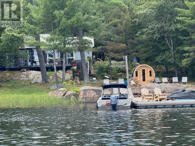 2 A22 ISLAND, The Archipelago (Archipelago North), Ontario P0G1K0