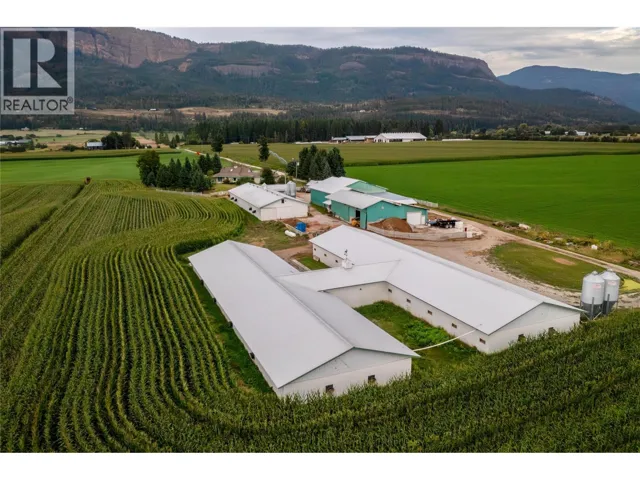 40 Mathews Road, Enderby, British Columbia V0E1V4