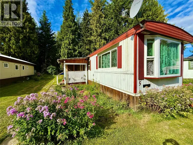 469 Main Street Unit# 5, Sicamous, British Columbia V0E2V1