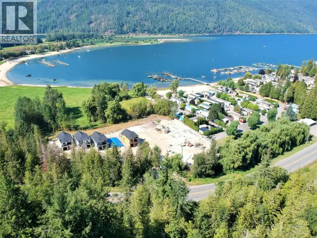 8200 97A Highway Unit# 9, Mara, British Columbia V0E2K0
