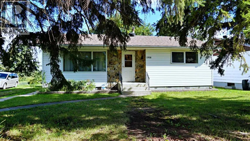 5308 52nd Avenue, Mannville, Alberta T0B2W0