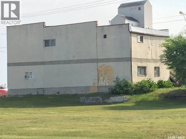 101 Railway AVENUE, Hudson Bay, Saskatchewan S0E0Y0
