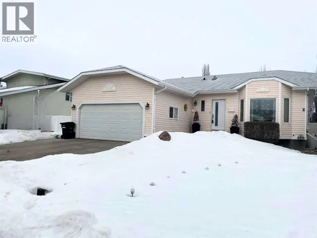 5704 35 Avenue, Camrose, Alberta T4V4N2