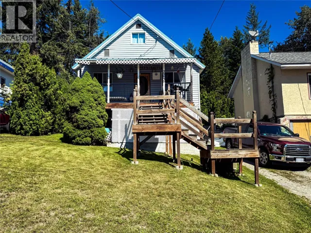 2246 Kootenay Avenue, Rossland, British Columbia V0G1Y0
