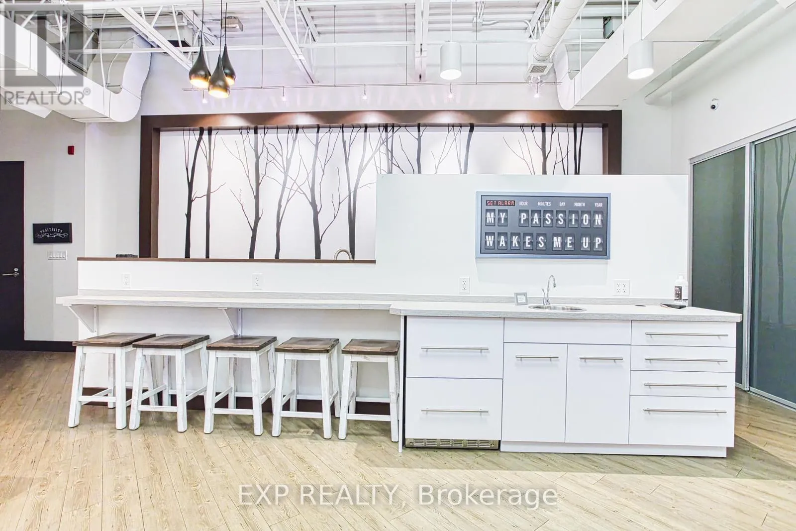 Commercial Sale For Sale