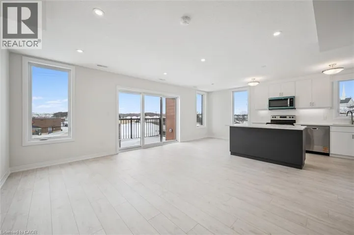 525 ERINBROOK Drive Unit# C062, Kitchener, Ontario N2E3M8