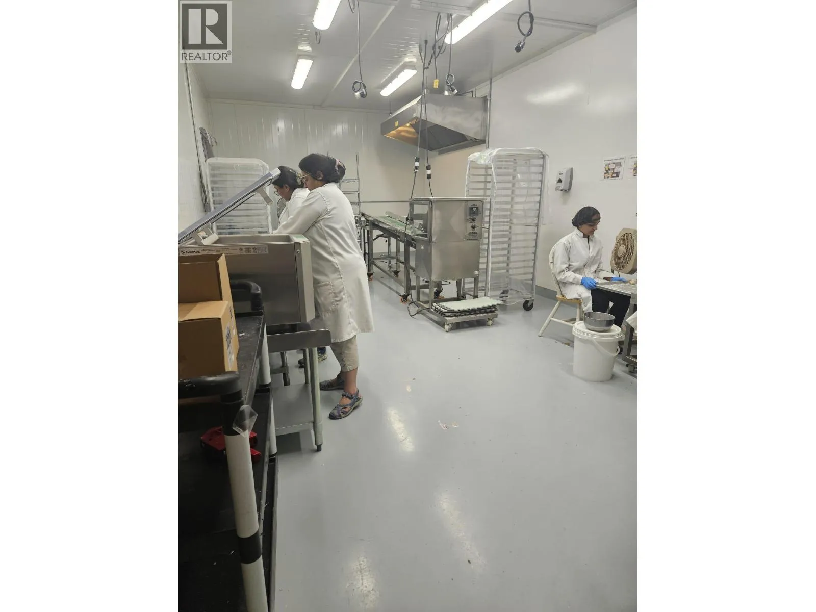 Commercial Sale For Sale