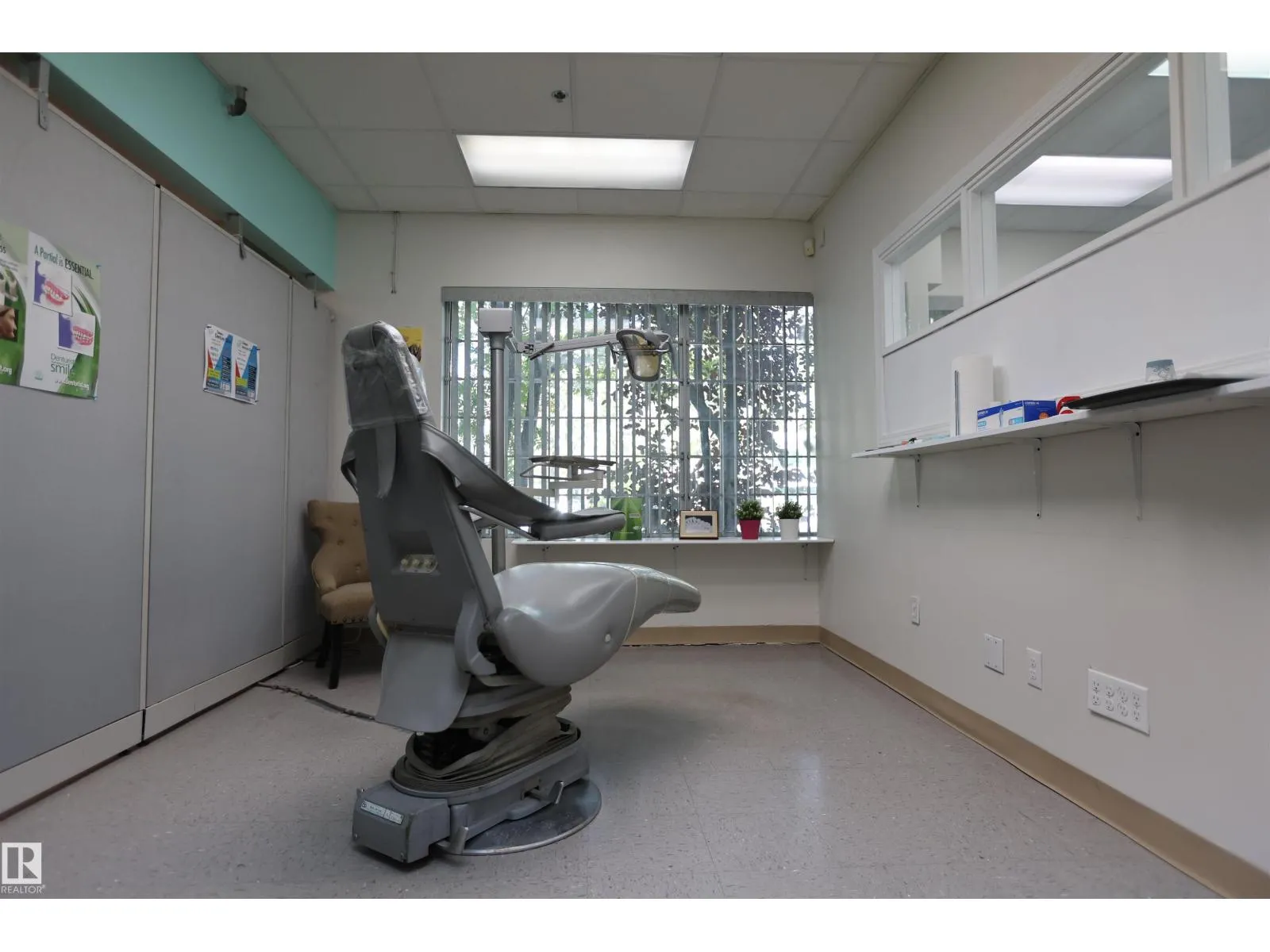 Commercial Sale For Sale