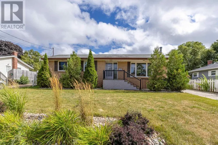 28 SEAVIEW Boulevard, Charlottetown, Prince Edward Island C1A3A2