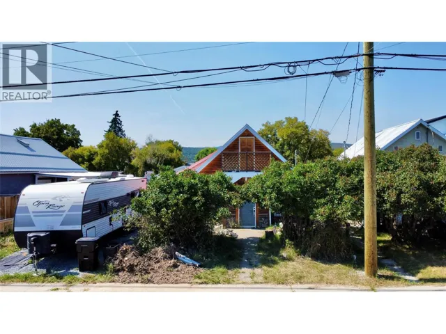 213 5th Avenue S, Cranbrook, British Columbia V1C2G5