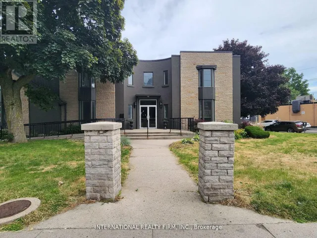 1309 KING STREET E, Hamilton (Crown Point), Ontario L8M1H2