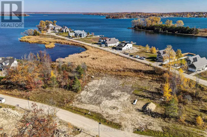 44 – 9 SWAN LANE, Tay (Port McNicoll), Ontario L0K1R0