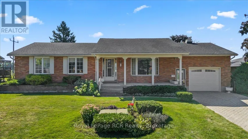 29 2ND STREET CRESCENT, Hanover, Ontario N4N3R3