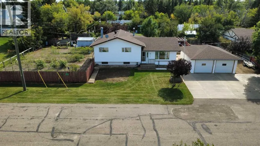 5006 55 Avenue, Castor, Alberta T0C0X0