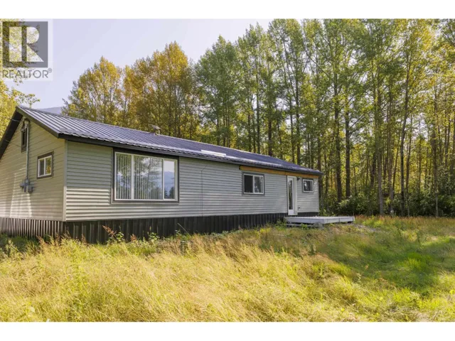 1890 MOUNTAIN VIEW ROAD, McBride, British Columbia V0J2E0