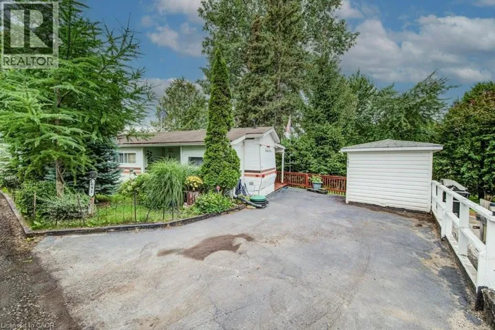 691 OAK Crescent, Centre Wellington, Ontario N1M2W5