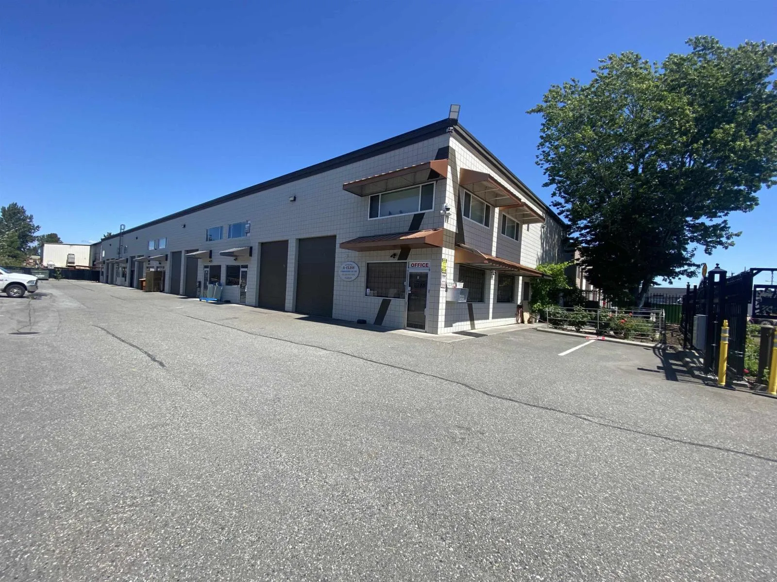 Commercial Sale For Sale