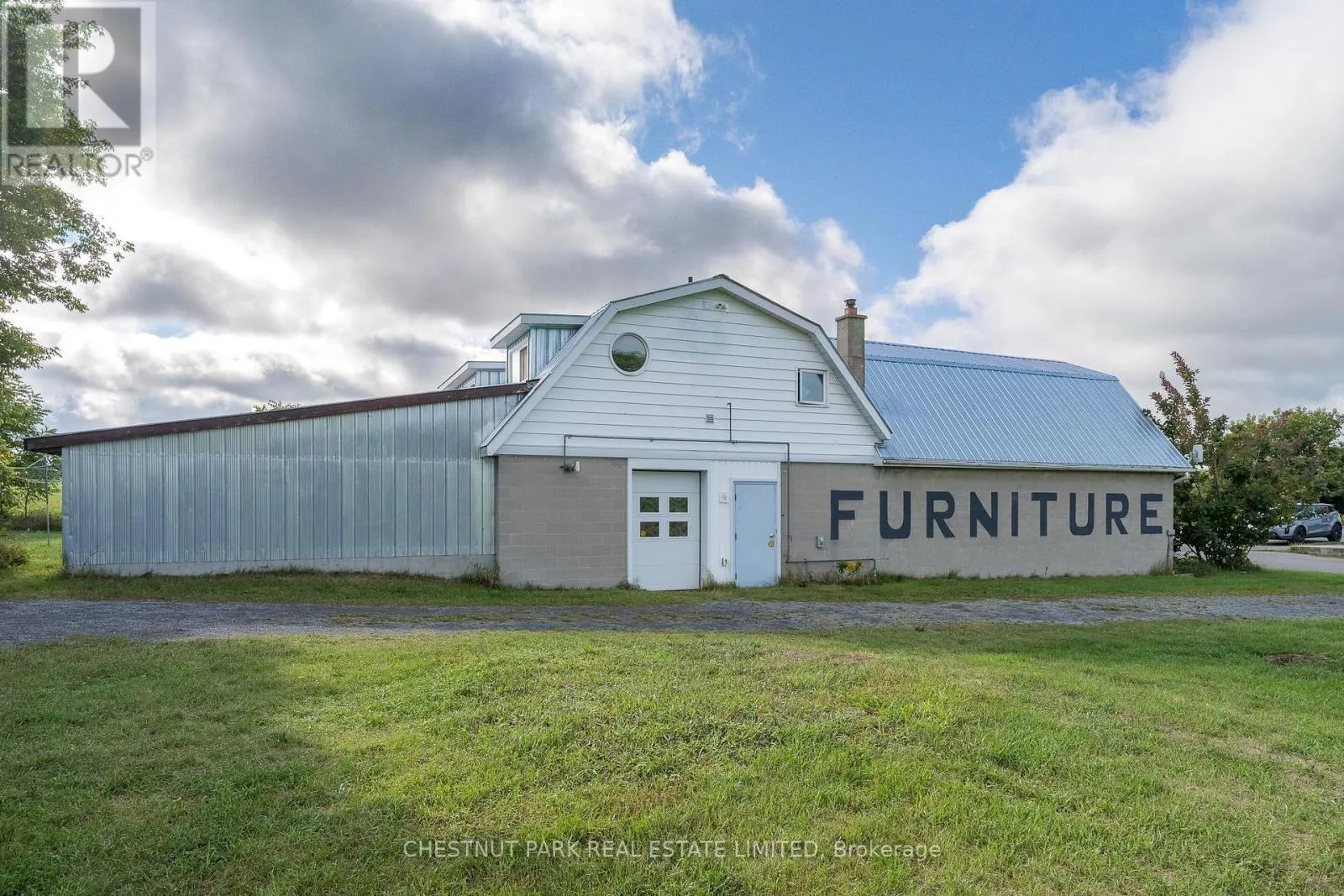 Commercial Sale For Sale