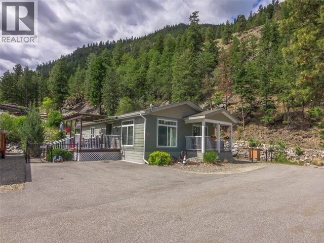 1340 Hwy 3A Highway Unit# 13, Keremeos, British Columbia V0X1N4