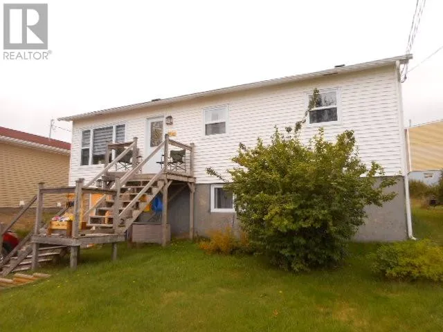 62 Bayview Road, Springdale, Newfoundland & Labrador A0J1T0