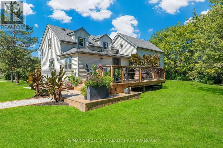 444 WEBBER ROAD, Pelham (Fenwick), Ontario L3B5N8
