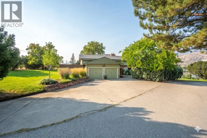 975 Heron Court, Oliver, British Columbia V0H1T2