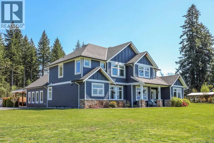 2495 Graham Rd, Courtenay, British Columbia V9J1T4