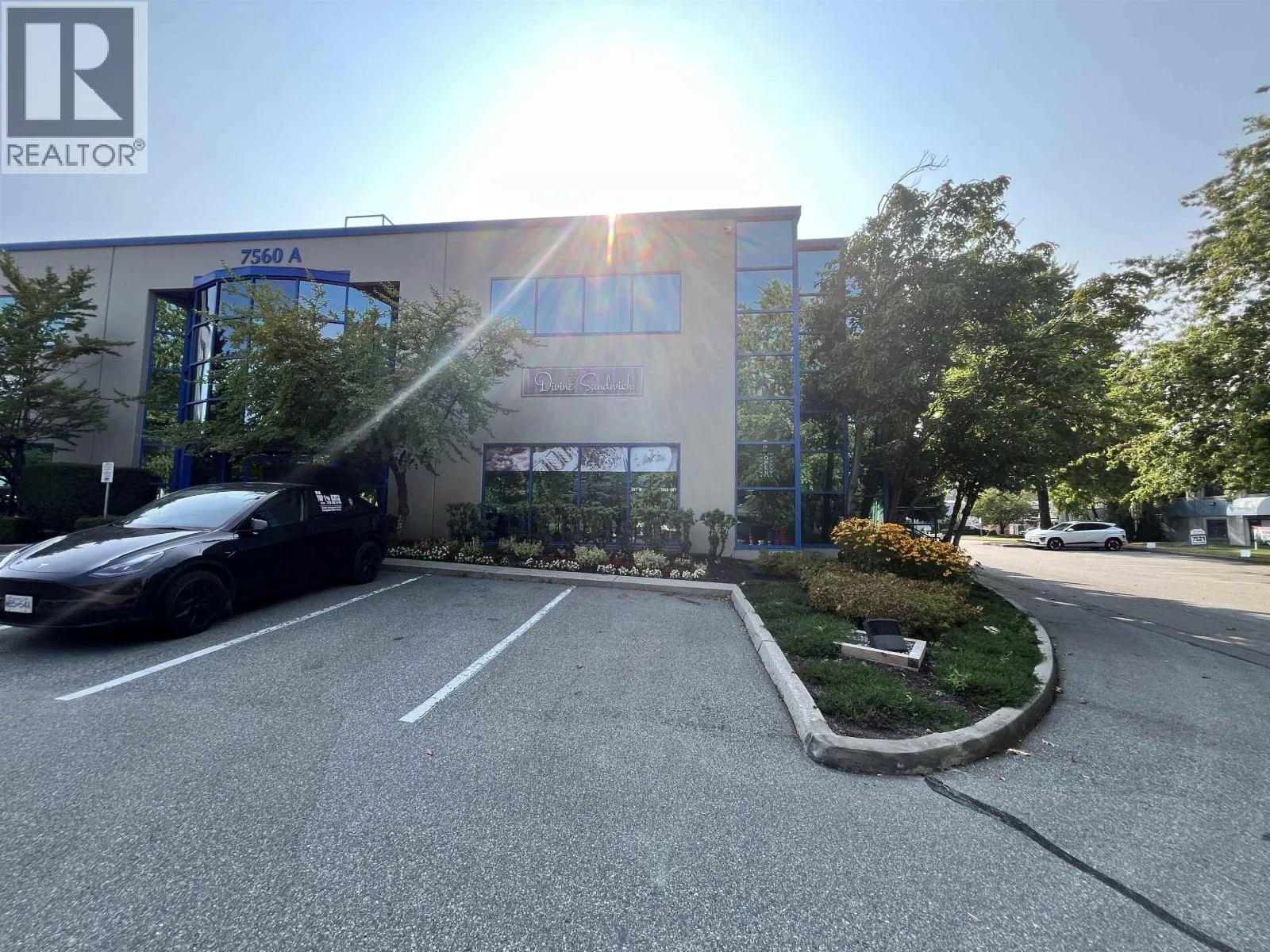 Commercial Sale For Sale